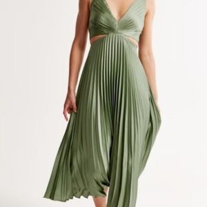 Abercrombie & Fitch Olive Midi Dress